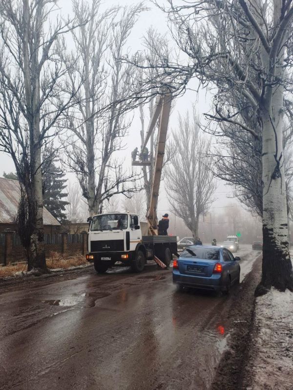 Наталья Бегуненко: Работники предприятия «Зеленое строительство Петровского района» продолжают системную работу по благоустройству района