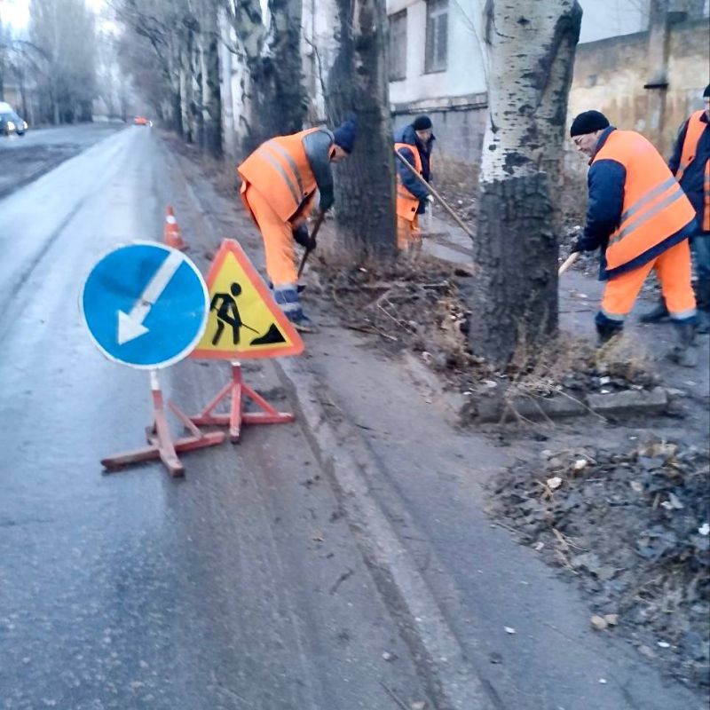 Михаил Меренков: МУП АГД «ДРСУ» продолжает работы по улице Краснооктябрьской в Будённовском районе