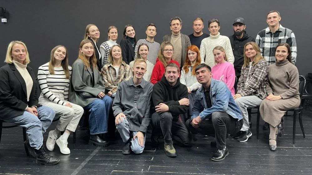 Актриса Донецкого РАМТА на одной сцене с Евгением Князевым