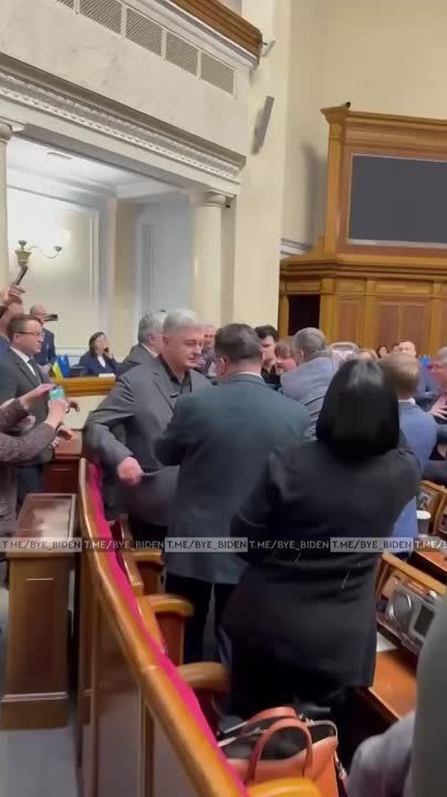 ���� ��������� ��������� �� ������� ���� � ��������� ����