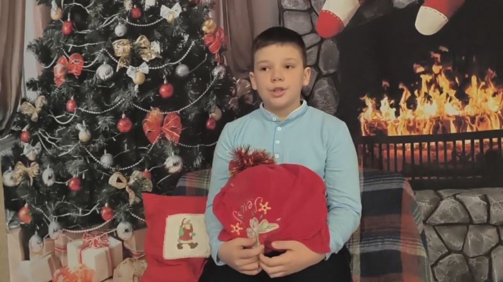 Елена Рязанцева: С НАСТУПАЮЩИМ НОВЫМ ГОДОМ!