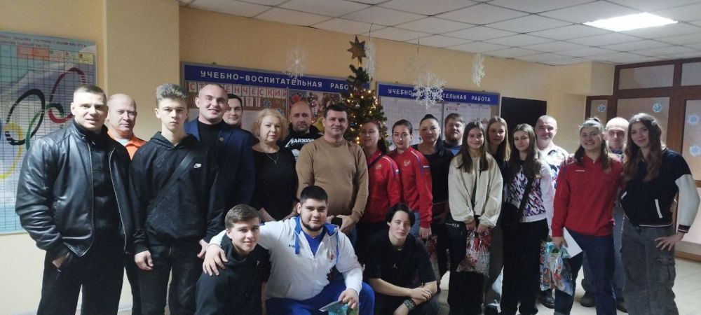 В Донецке прошло торжественное подведение итогов работы за 2024 год Федерации тяжёлой атлетики ДНР