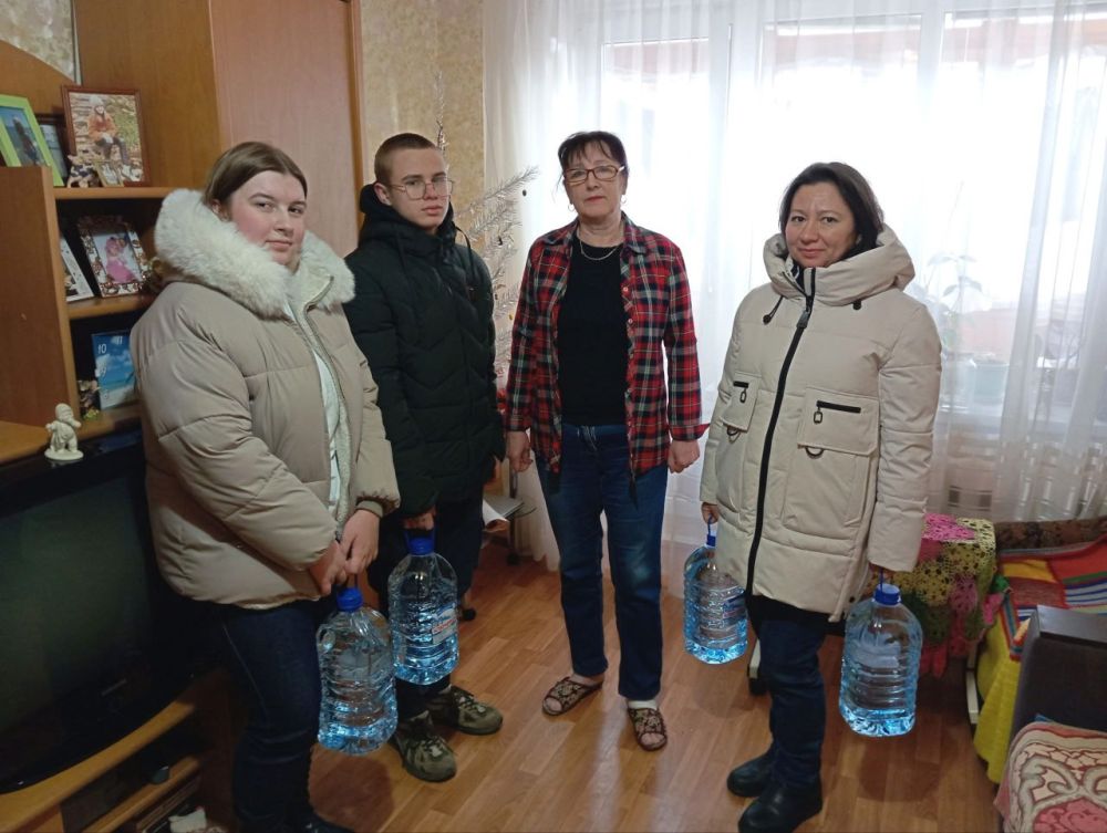 Елена Рязанцева: Акция «Эстафета добра» в Пролетарском районе продолжается!