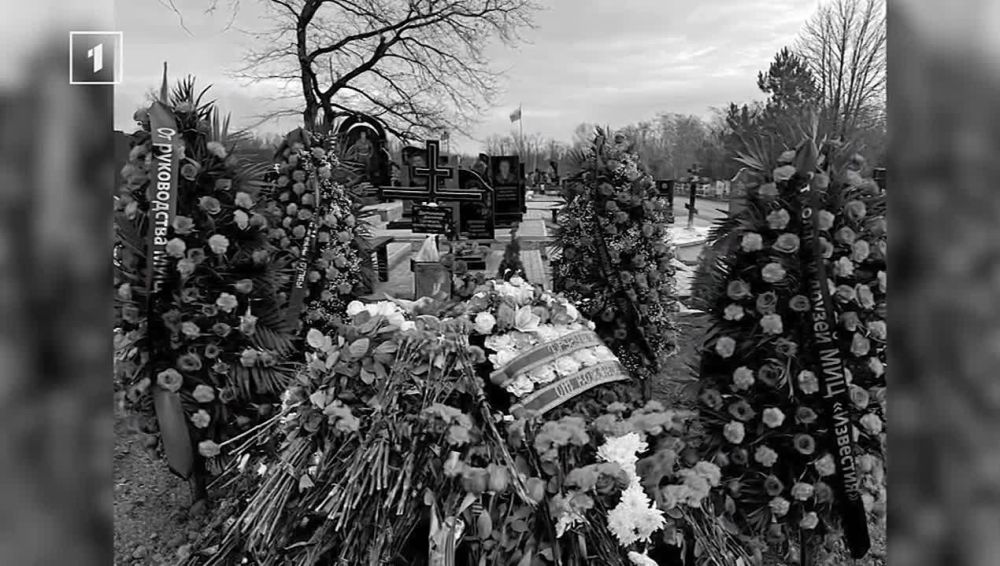 "За мужество, отвагу и самоотверженность": корреспондента "Известий" Александра Мартемьянова посмертно наградили Орденом Мужества