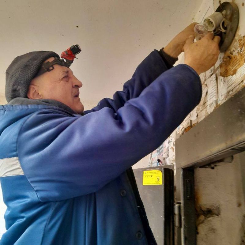 Михаил Меренков: Картина трудового дня жилищной организации Буденновского района 4 февраля