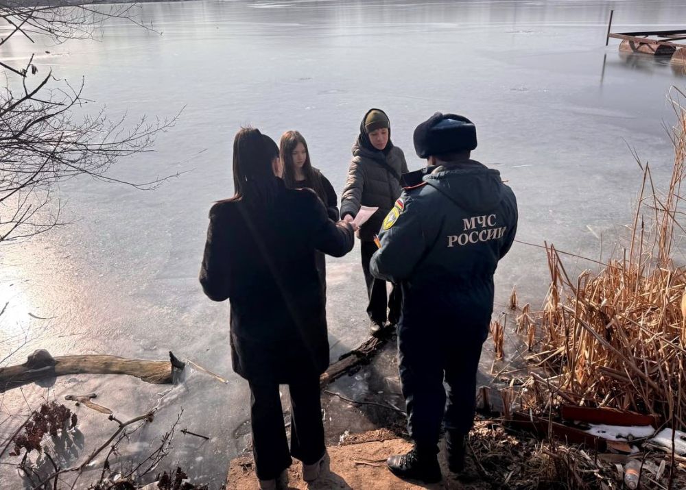 Иван Адамец: Специалист Управы Куйбышевского внутригородского района совместно с представителями отделения надзорной деятельности и профилактической работы МЧС Куйбышевского района организовали рейд на водных объектах в...