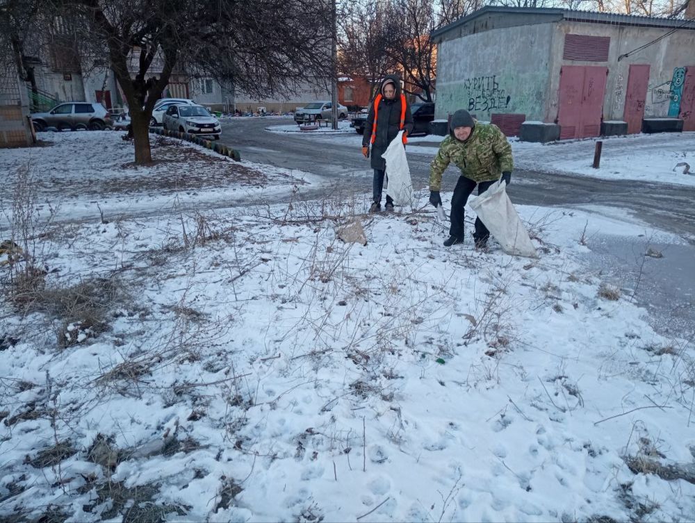Юрий Будрин: Сегодня, 20.02.2025, в рамках проекта «Городская среда», реализуемого Всероссийской политической партией Единая Россиясотрудники ООО "Текстильщик - 2015" приняли участие в традиционной экологической акции...