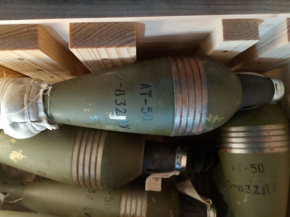 Чингис Дамбиев: Южно-Донецкое направление. Трофеи и шевроны уничтоженных боевиков киевского режима