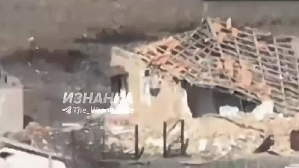 Российские военные уничтожили опорный пункт и пункт временной дислокации батальона ВСУ в Константинополе на Южно-Донецком направлении