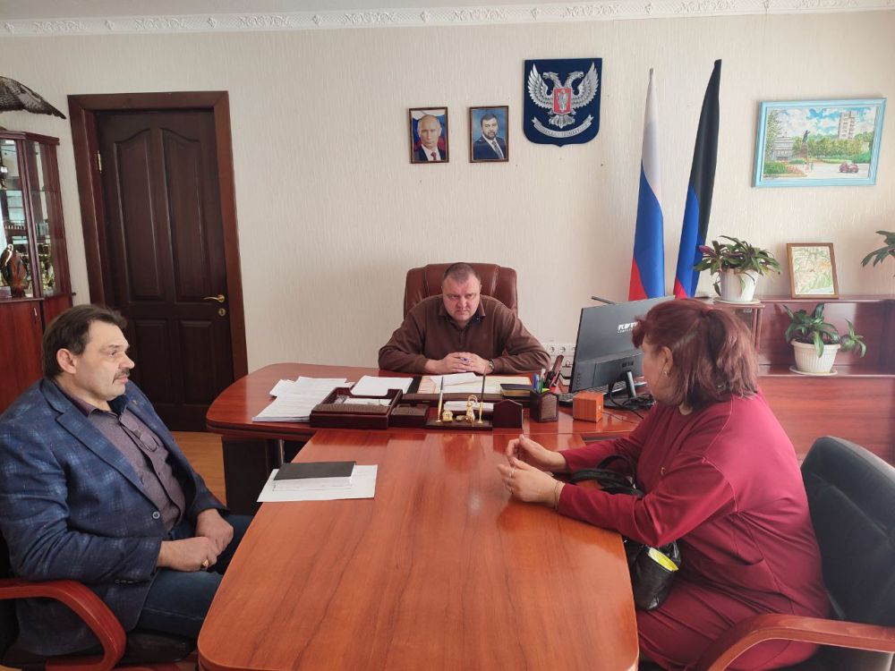 Юрий Будрин: Сегодня, 10 марта 2025 года, руководитель Управы Кировского внутригородского района Администрации городского округа Донецк ДНР Алексей Дмитрюк провел личный прием граждан