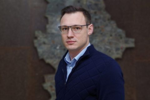 Дмитрий Гарцев: Открытие аптечного пункта или аптеки, все таки, осуществляется с целью получения прибыли, как любой субъект торговли