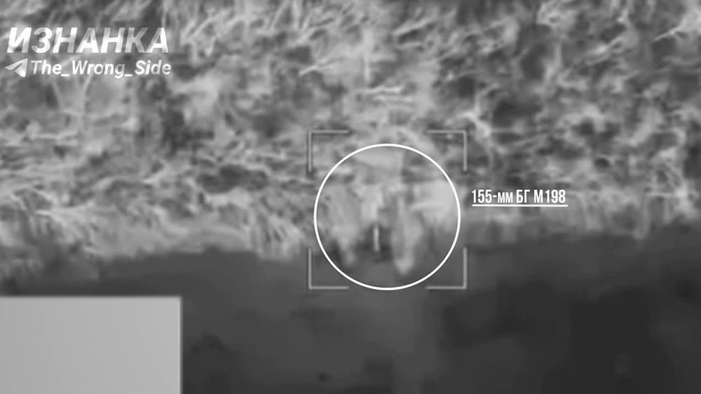 Уничтожение гаубицы М198 ВСУ барражирующим боеприпасом "Ланцет" на Южно-Донецком направлении