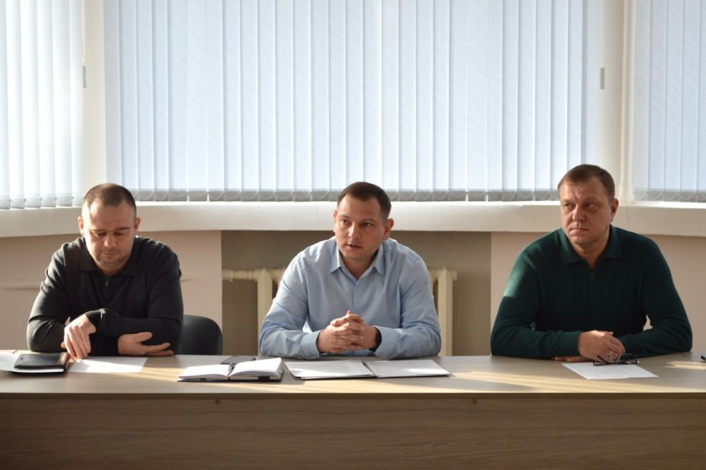 Татьяна Копылова: Сегодня, 12 марта, в Управе Ворошиловского внутригородского района Администрации городского округа Донецк состоялось аппаратное совещание, на котором присутствовал заместитель главы администрации городского...