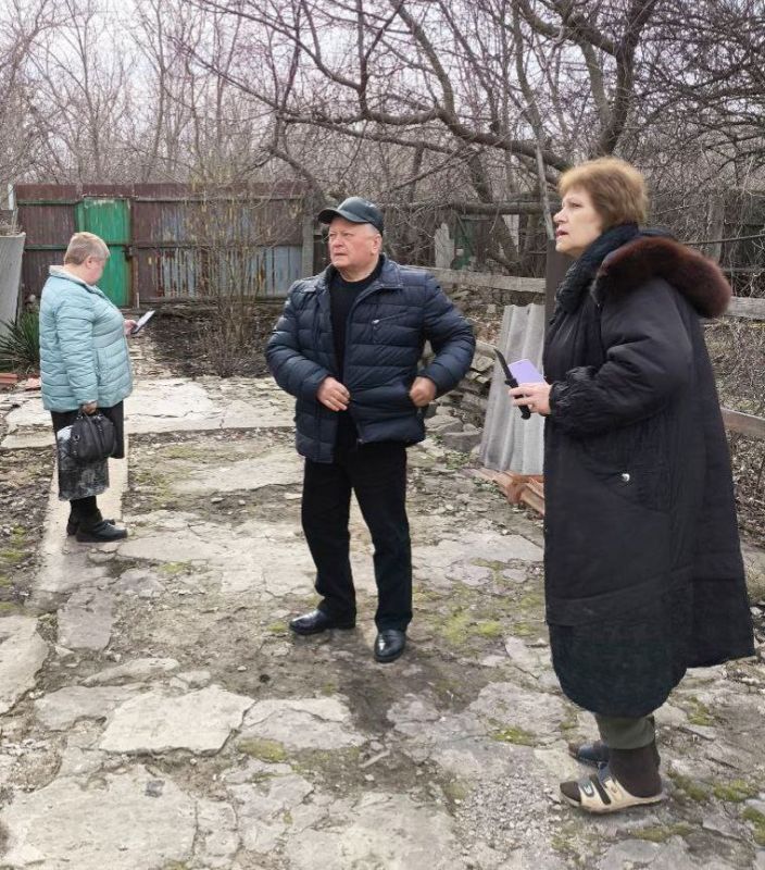 Наталья Бегуненко: В рамках проекта «УПРАВДОМ» партии «Единая Россия» организован комиссионный выезд в составе заместителя руководителя Управы Петровского внутригородского района Администрации городского округа Донецк Чуба...