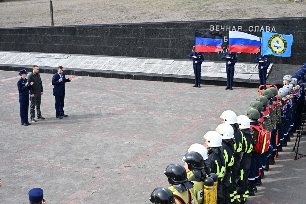 Денис Пушилин передал донецкому отделению Всероссийского студенческого корпуса спасателей специализированную технику
