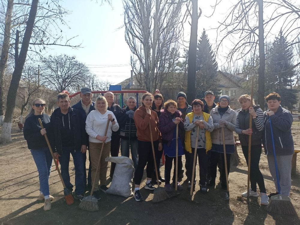 Юрий Будрин: К общереспубликанскому субботнику присоединились предприятия и учреждения Кировского района!