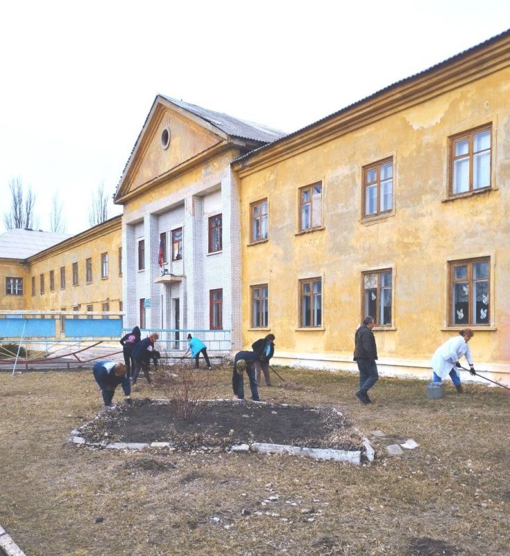 Наталья Бегуненко: Субботник образовательных учреждений Петровского района