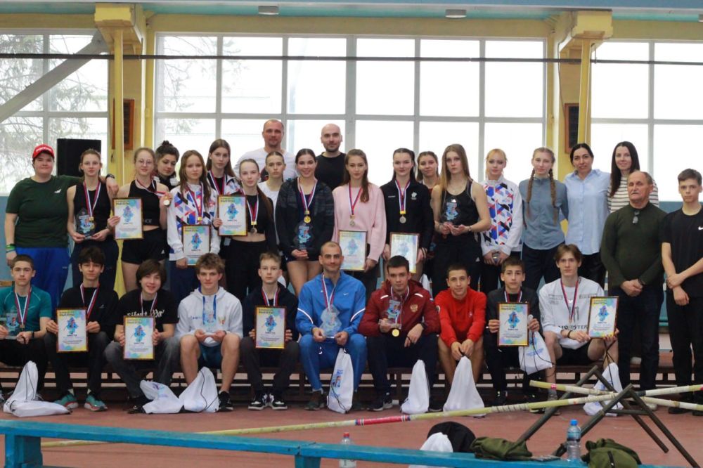 С 15 по 16 марта в Донецке прошли Открытые республиканские соревнования по легкой атлетике «Донецкие высоты» на призы участников Олимпийских игр Натальи и Максима Мазуриков