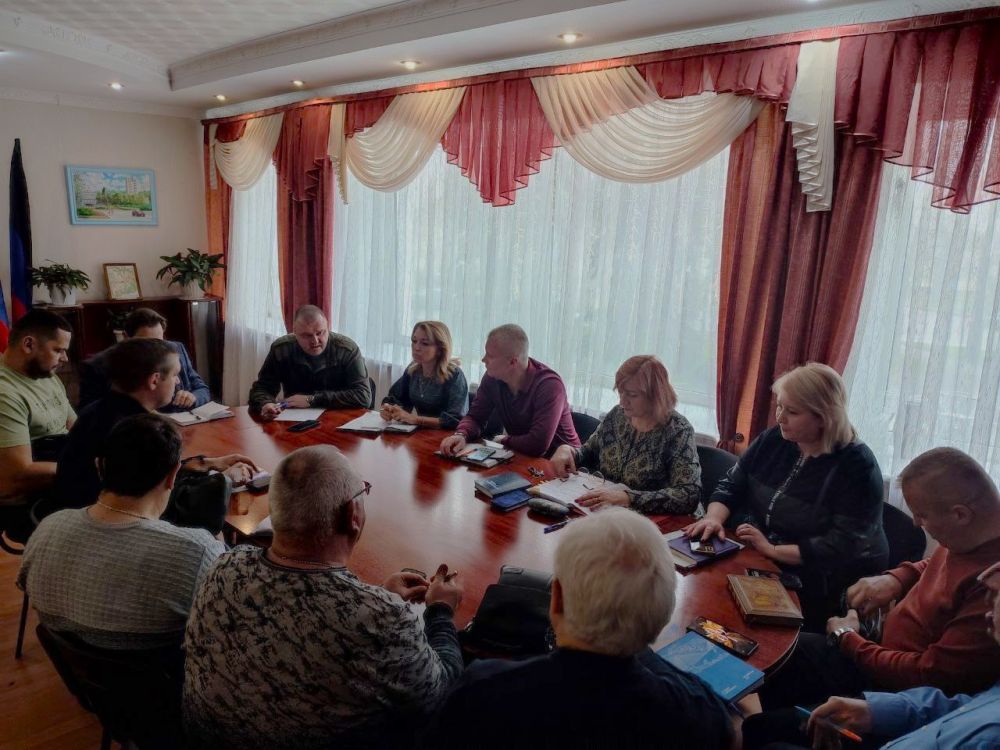 Юрий Будрин: Сегодня, 18.03.2025 года, в Управе Кировского внутригородского района Администрации городского округа Донецк ДНР состоялось оперативное совещание