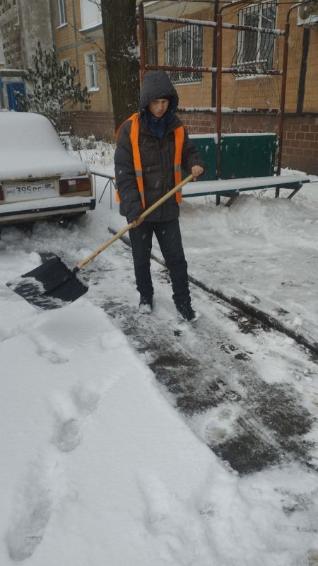 Елена Рязанцева: Сегодня, 19.03.2025 года, силами сотрудников жилищно-коммунальных предприятий Пролетарского внутригородского района г. Донецка были выполнены следующие работы: