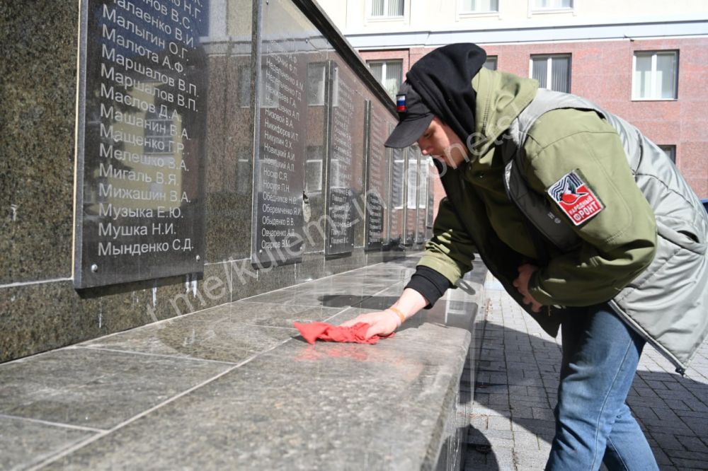 Алексей Кулемзин: В Донецке продолжается акция «Будем помнить»