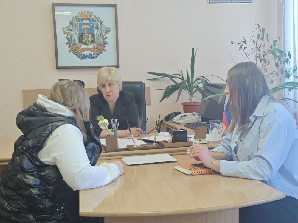 Елена Рязанцева: Сегодня, 24 марта, провела личный прием граждан