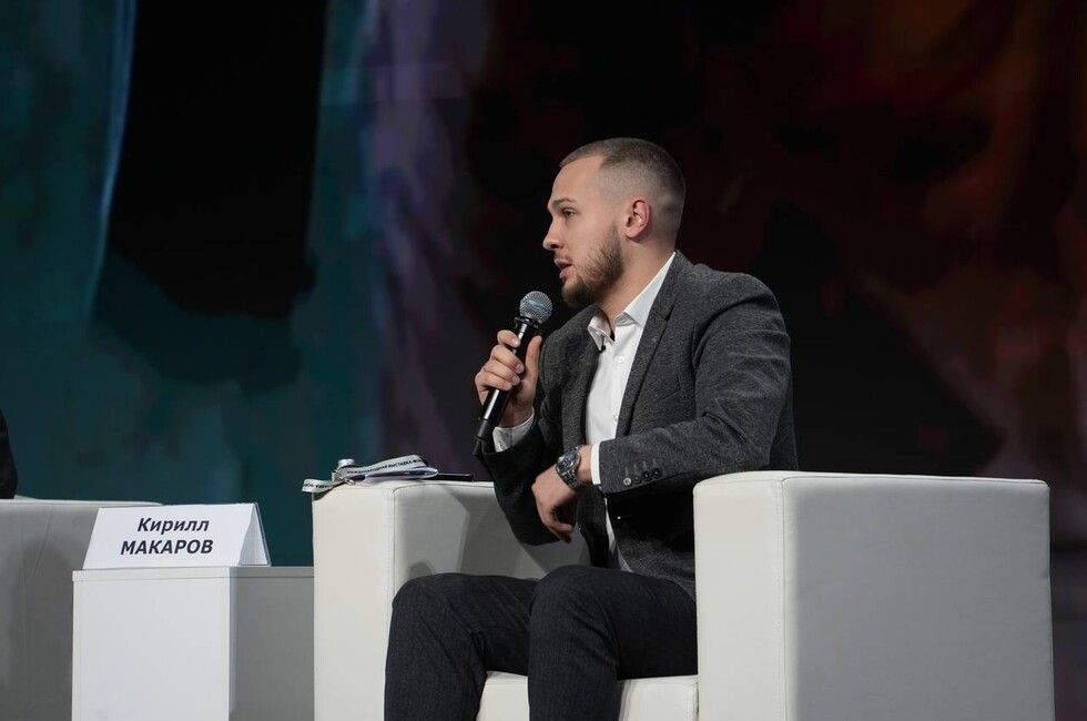 Обустройство Дома молодежи в Донецке завершено порядка на 20%. Каким он будет