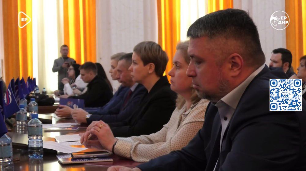 СЕРГЕЙ ПОЛХОВ: В РАМКАХ ПРОЕКТА «ШКОЛА ЖКХ» БУДЕМ РЕШАТЬ КАК ТОЧЕЧНЫЕ, ТАК И СИСТЕМНЫЕ ВОПРОСЫ ФУНКЦИОНИРОВАНИЯ ЖИЛИЩНО-КОММУНАЛЬНОГО ХОЗЯЙСТВА РЕСПУБЛИКИ