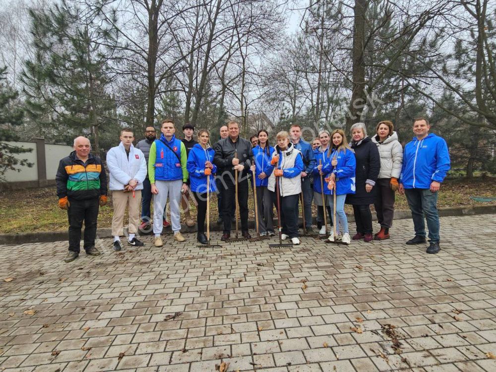 Работы по наведению чистоты продолжаются