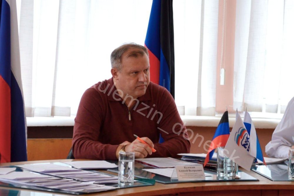 Сегодня в общественной приёмной партии «Единая Россия» провёл приём граждан