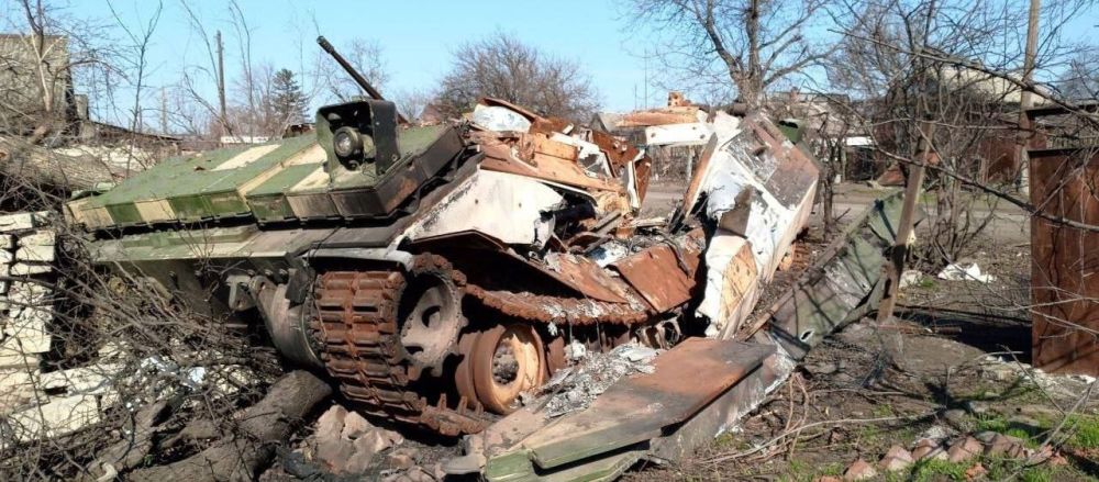  :     .       M2A2 ODS-SA Bradley    BRAT