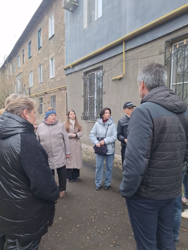 Иван Адамец: В Куйбышевском районе была проведена встреча по обращению жителя касающиеся системы водоотведения по адресу: ул. Кисловодская, 4