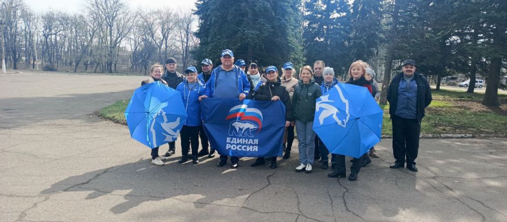 Юрий Будрин: Сегодня, 29 марта 2025 года, руководитель Управы Кировского внутригородского района Администрации городского округа Донецк ДНР Алексей Дмитрюк, совместно с депутатом Донецкого Городского Совета ДНР Михаилом...