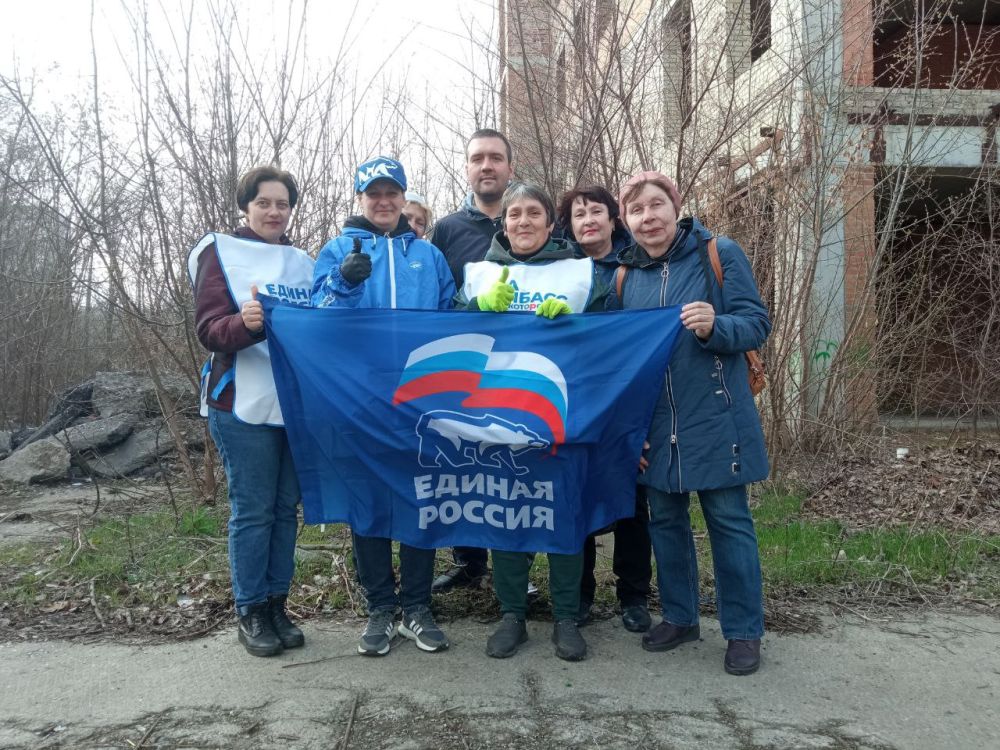 Елена Синецкая: Сегодня, 29 марта, сотрудники Управы Калининского внутригородского района Администрации городского округа Донецк внесли свой неоценимый вклад в улучшение нашего общего пространства, приняв участие в...