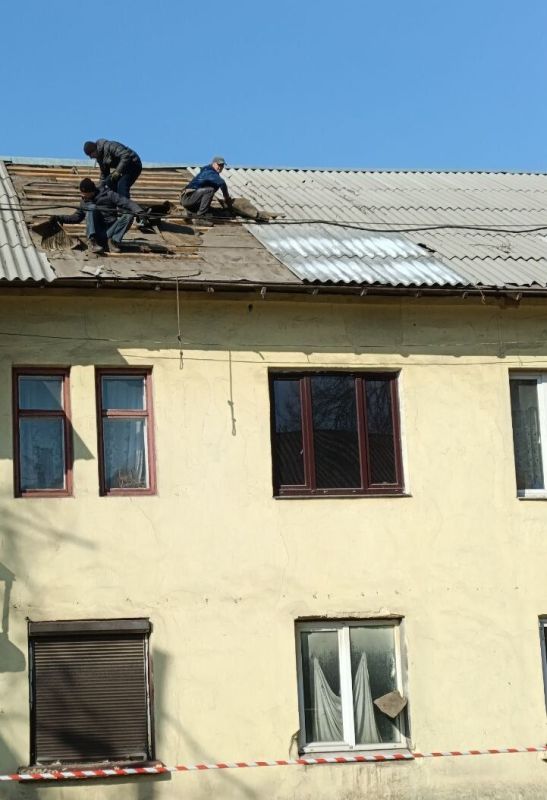 Наталья Бегуненко: Силами муниципального унитарного предприятия «Управляющая компания Петровского района» выполнены следующие работы: