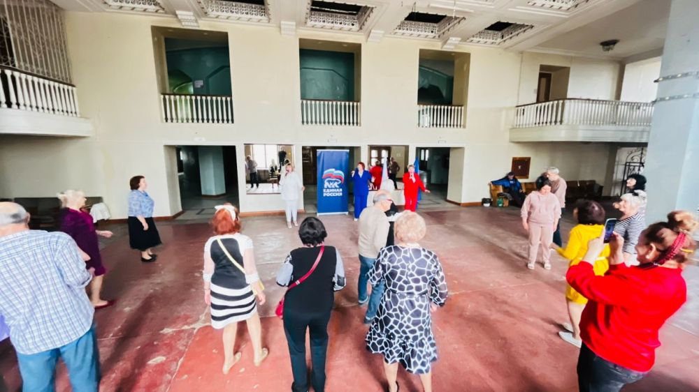 Юрий Будрин: Сегодня, 01.04.2025 года, во Дворце культуры им. И.Франко в рамках проекта "Старшее поколение" ВПП "Единая Россия" состоялся ретро-вечер "Нас старость дома не застанет" для участников клубов по интересам...