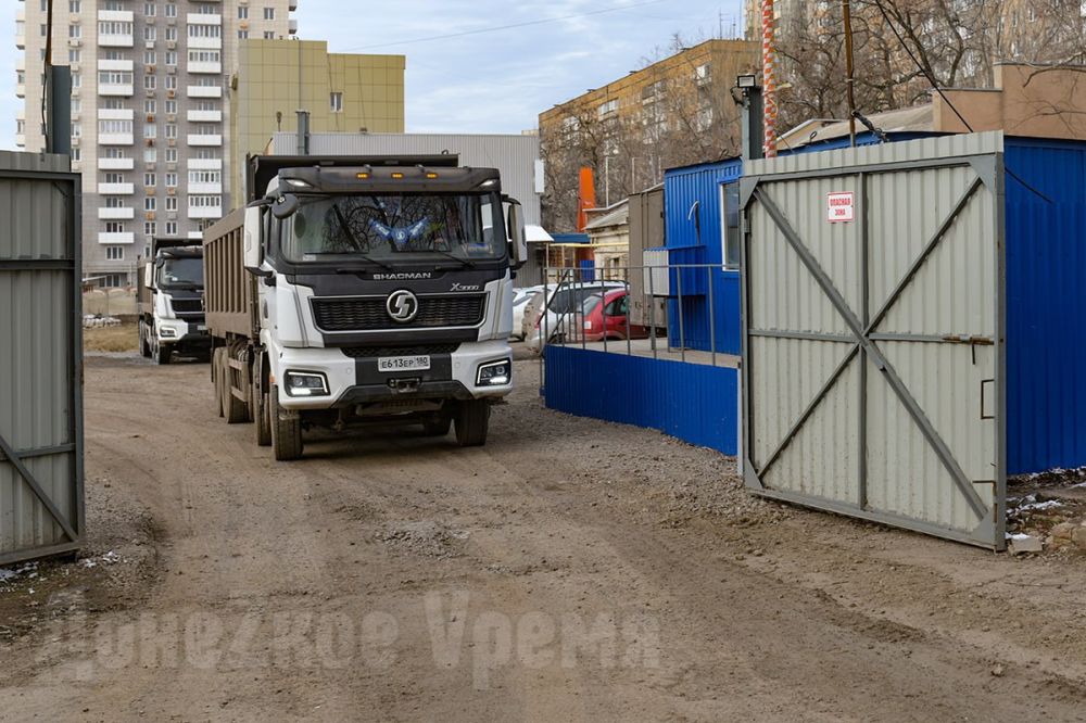 Застройщики в ДНР и ЛНР вошли в активную фазу возведения домов — Марат Хуснуллин