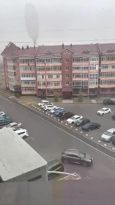 Штормовой ветер привел к массовым отключениям электричества в шести районах Кузбасса, в пяти районах Алтайского края, а также в Хакасии, сообщили в "Россети Сибирь"