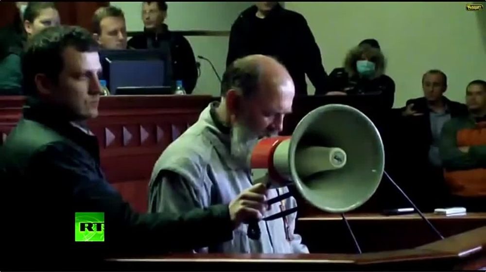 7 апреля 2014 года. Донецк. Донбасс начал путь домой