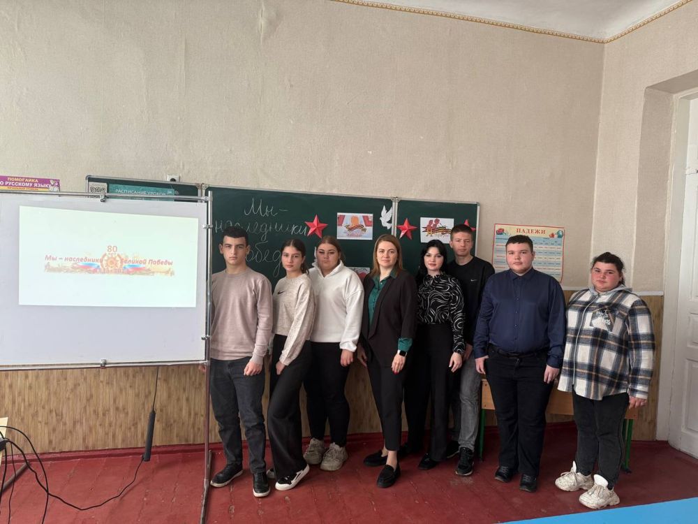 Сегодня, 7 апреля, в рамках Федерального партийного проекта «Мир возможностей» депутат Старобешевского муниципального совета ДНР Екатерина Паша приняла участие в открытом уроке «Наследники Победы. Сила в единстве» для...