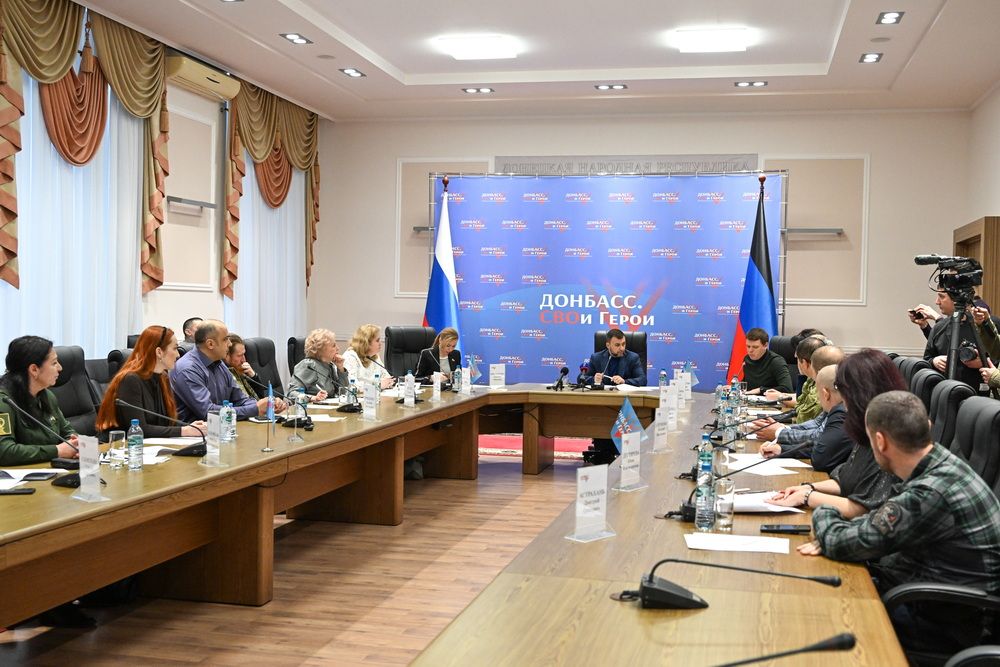 Денис Пушилин утвердил дополнительные дни для проведения этапа тестирования конкурсантов «Донбасс. СВОи Герои»