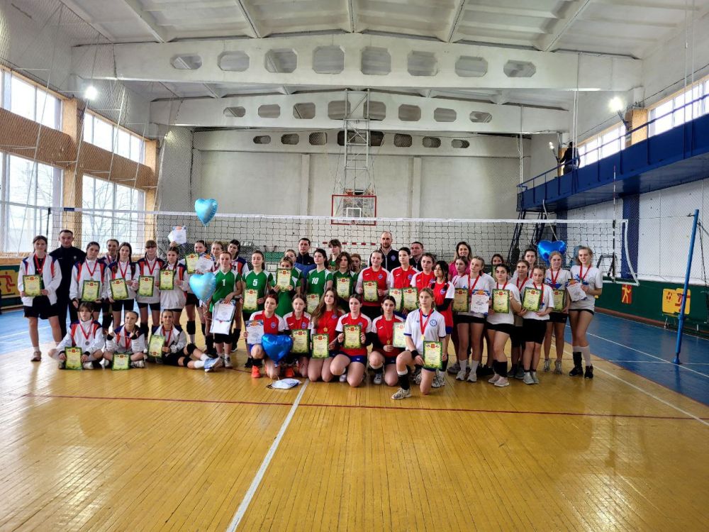 5 апреля в Володарском муниципальном округе состоялся открытый турнир МКУ ДО «Володарская спортивная школа» по волейболу среди девушек, посвященный Всемирному дню здоровья