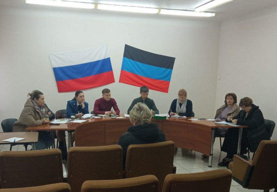 Валентин Левченко: Под руководством заместителя руководителя Управы Виталия Суржко прошло заседание Комиссии по делам несовершеннолетних и защите их прав при Управе Киевского