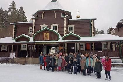 Более 250 членов семей ветеранов СВО из ДНР оздоровились под Екатеринбургом