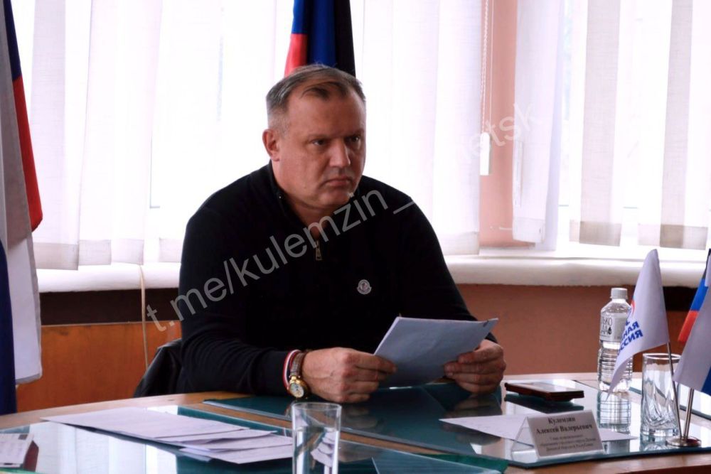 Алексей Кулемзин: Сегодня в общественной приёмной партии «Единая Россия» провёл приём граждан