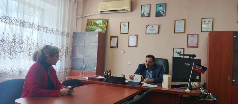 Юрий Будрин: Сегодня, 10 апреля 2025 года, заместитель руководителя Управы Кировского внутригородского района Администрации городского округа Донецк ДНР Александр Дёмин провел личный прием граждан