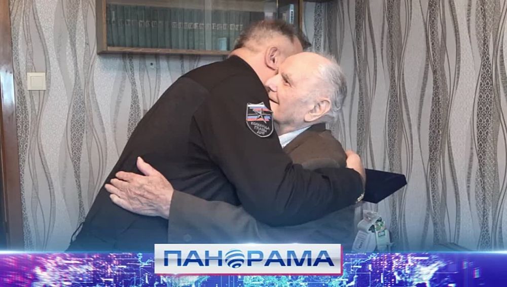 «Почетный гражданин городского округа Донецк»: Алексей Кулемзин вручил нагрудные знаки нашим ветеранам!