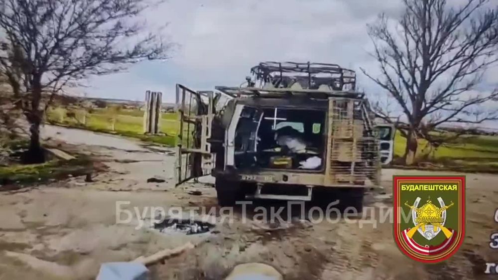 Операторы БпЛА 37 отдельной гвардейской мотострелковой бригады 36 общевойсковой армии уничтожили брошенную A7V технику нацистов на Южно-Донецком направлении