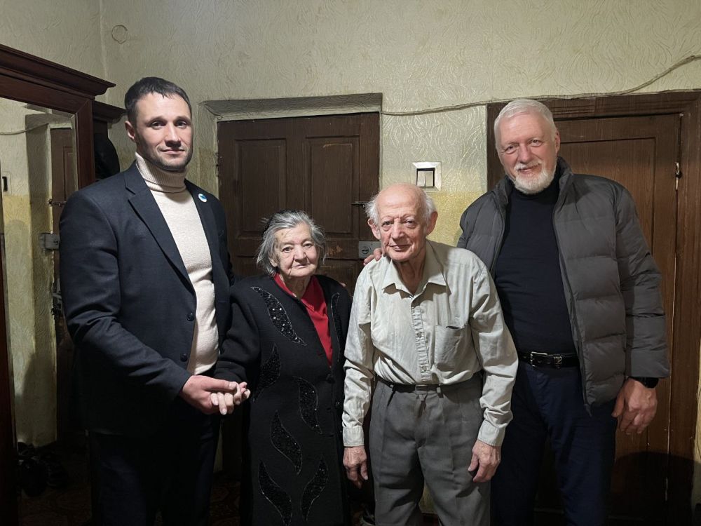 Андрей Бедило: В день памяти узников концлагерей были в гостях у малолетнего узника фашизма Горбач Григория Мееровича