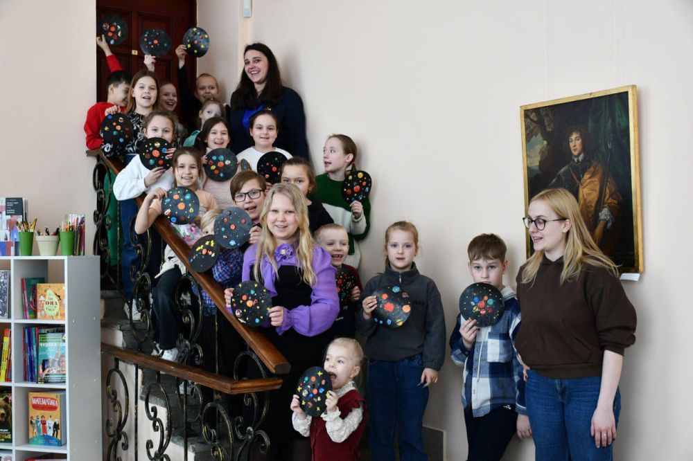 12      ,   -     ,   ,       !